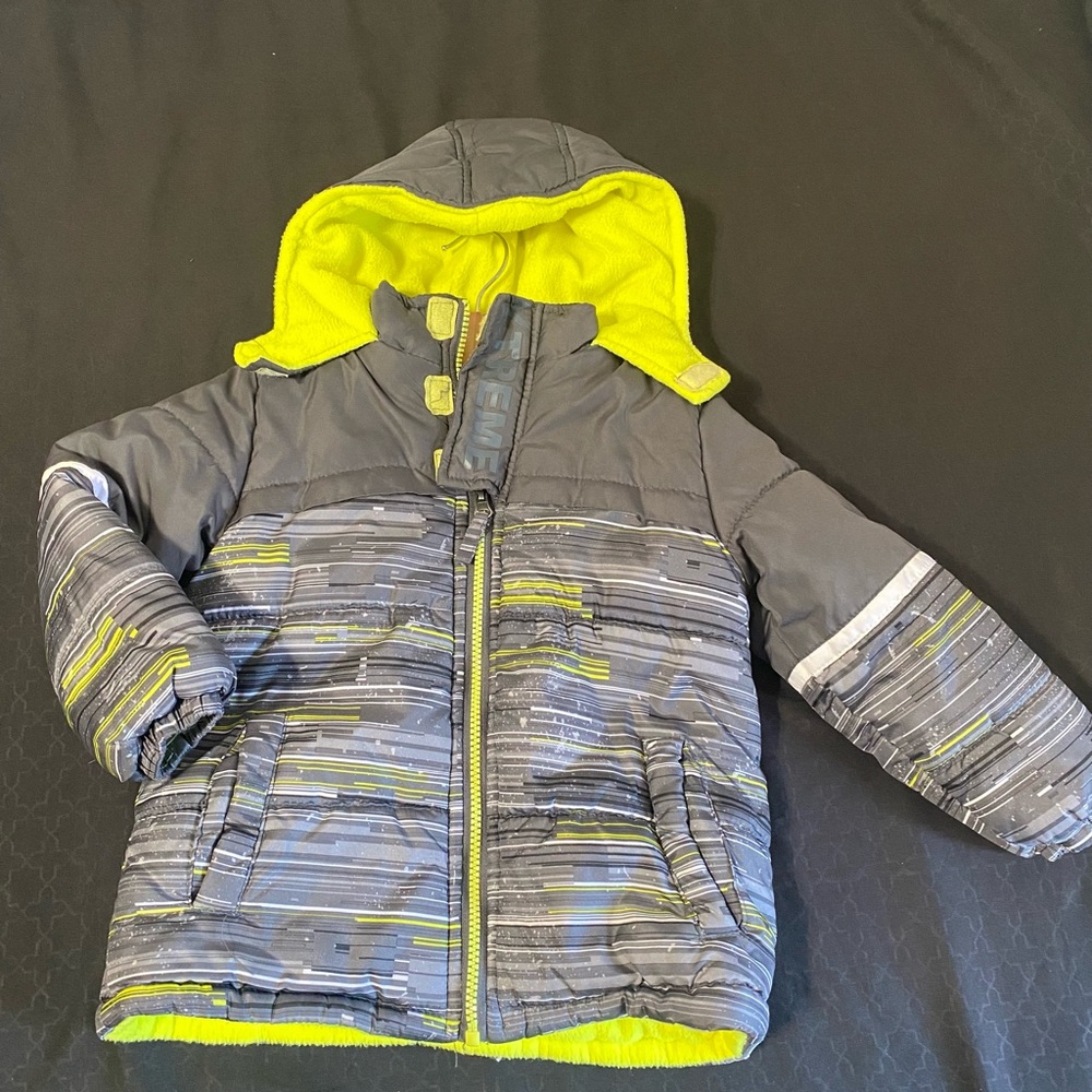 Xtream toddler jacket size 4t